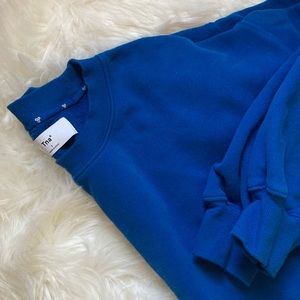 ARITZIA TNA Blue Crewneck!💙
